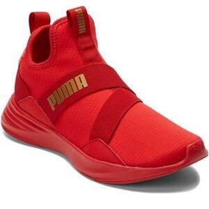 PUMA  Soft Foam Pull on Sneakers sz 8